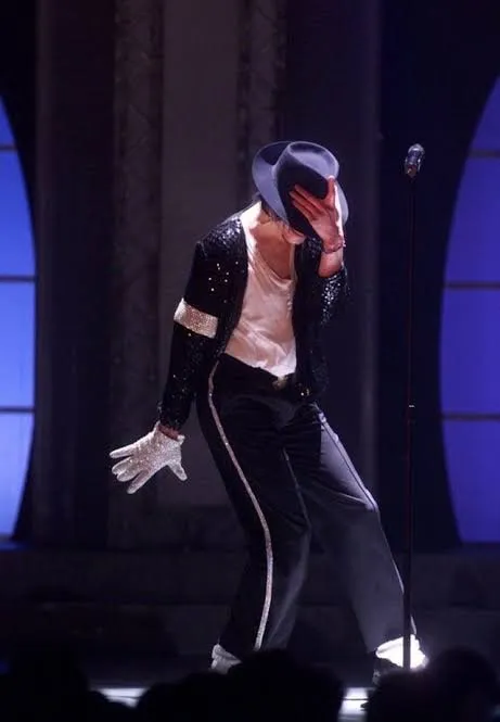 what's your guys' favourite Billie Jean performance? : r/MichaelJackson